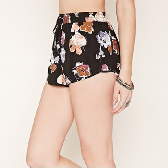 Black Floral Shorts - Picture 3 of 7